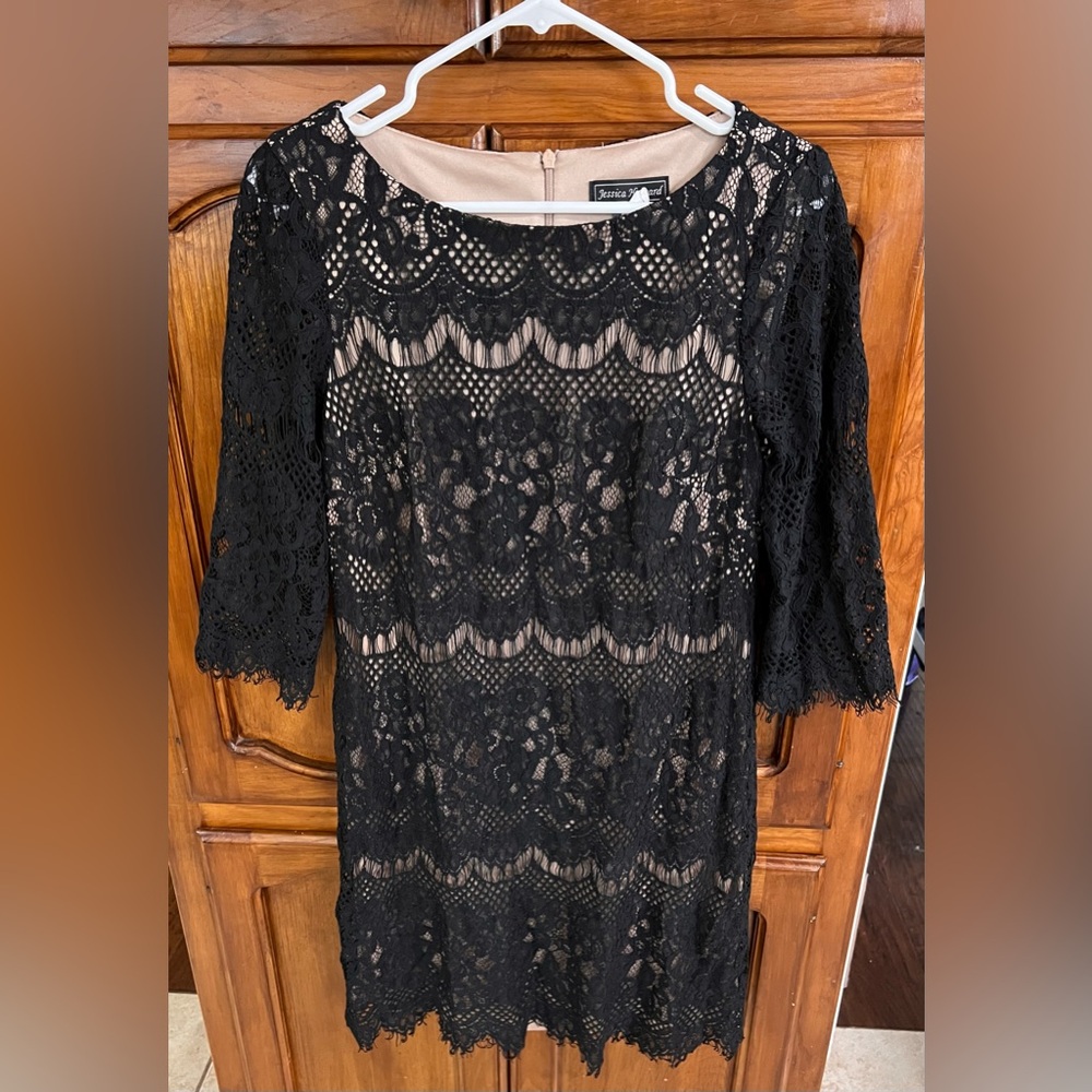 Jessica Howard Women’s Black Lace 3/4 Sleeve Jewel Neck Sheath Dress! Size 10. - Picture 8 of 16